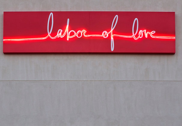 <i>Labor of Love EKG</i>, 2015; 24 x 6 feet x 8 inches; neon, aluminum, paint. Commissioned by Glass Wheel Studio, Norfolk, VA. Photo by Ed Pollard