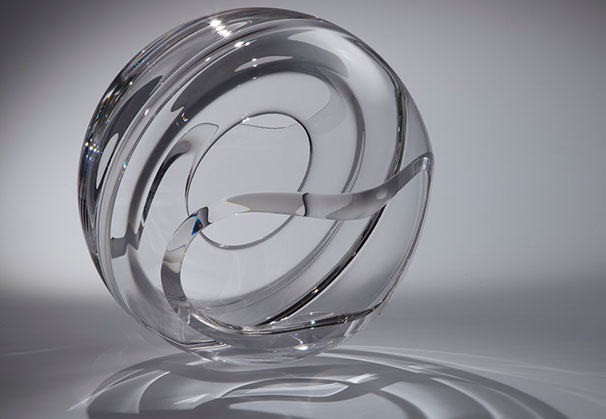 <i>Crystal Curve</i>, 2013; 13.5 x 12.5 x 13 inches; blown, cut and polished glass (photo by Jeff Curtis)