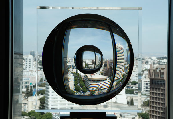 <i>Vane II</i> (installation view, Tel Aviv), 2012, clear optic glass, 12x12x3.5 inches. Photo: Avraham Hay, Yona Schley
