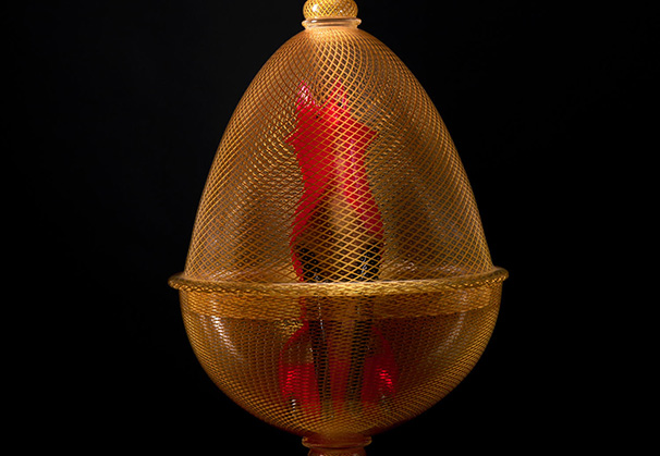 <i>Volpe in Golden Egg</i>, 2017; 22 x 10 x 10 inches; blown glass